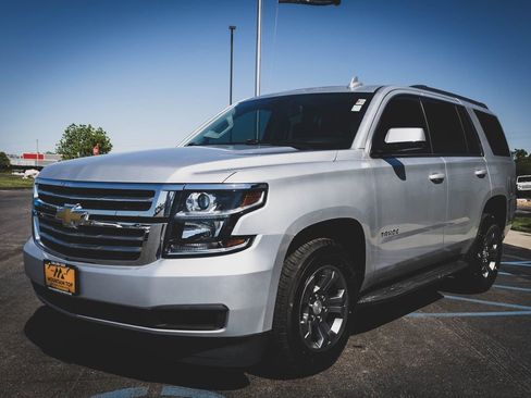 Used 2020 Chevrolet Tahoe LS w/ Enhanced Driver Alert Package AWD/4WD image 15
