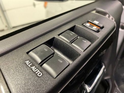 Used 2024 Toyota 4Runner TRD Off-Road Premium image 15