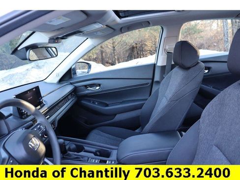 Certified 2025 Honda Accord SE image 24