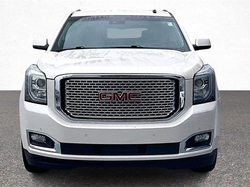 Used 2015 GMC Yukon XL Denali w/ Touring Package image 3