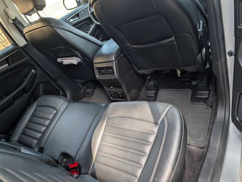 Used 2015 Ford Edge SEL w/ Equipment Group 201A AWD/4WD image 11