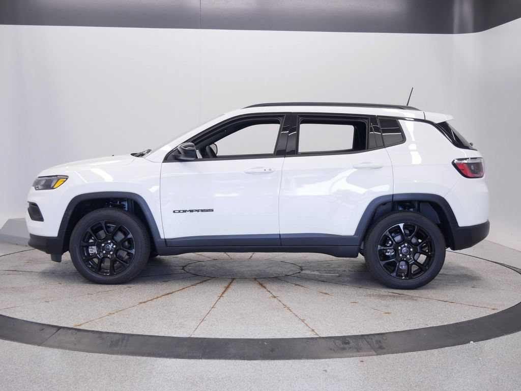 New 2026 Jeep Compass Latitude AWD/4WD image 2