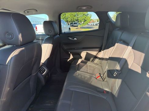 Used 2024 Chevrolet Blazer LT w/ Midnight/Sport Edition FWD image 11