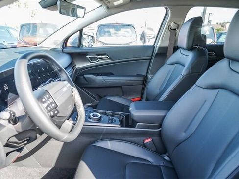 New 2026 Kia Sportage EX image 14