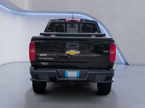 Used 2015 Chevrolet Colorado Z71 AWD/4WD image 8