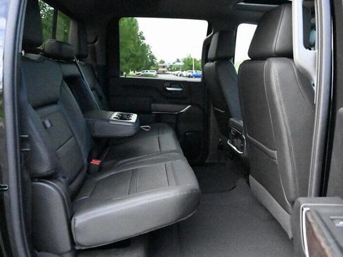 Used 2022 GMC Sierra 3500 Denali w/ Denali Ultimate Package image 40