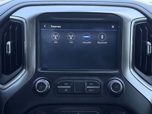 Used 2021 Chevrolet Silverado 1500 LT Trail Boss AWD/4WD image 33