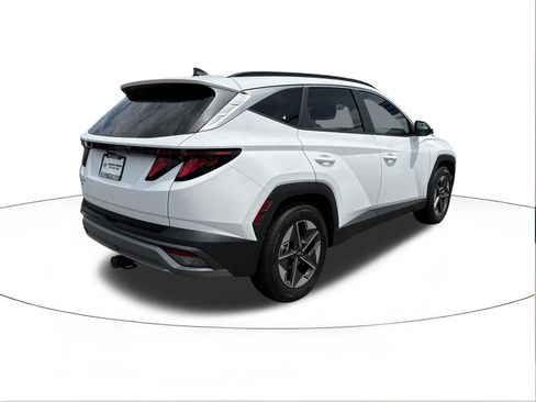 Certified 2026 Hyundai Tucson SEL Plus FWD image 3