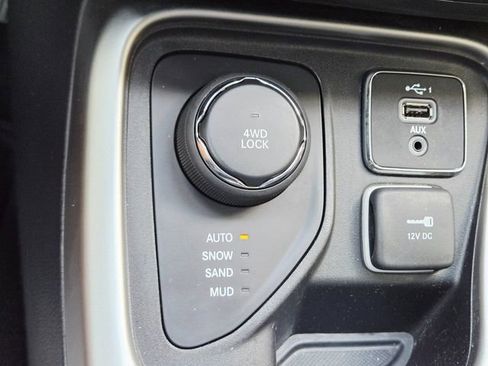 Used 2021 Jeep Compass Latitude w/ Convenience Group image 28