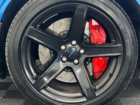 Used 2016 Dodge Challenger SRT Hellcat RWD image 28