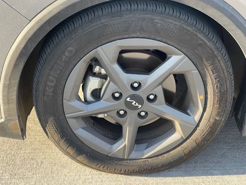 Used 2025 Kia K4 FWD image 9