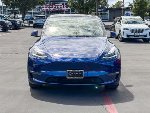 Used 2022 Tesla Model Y Long Range AWD/4WD image 6