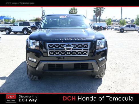 Used 2024 Nissan Frontier SV w/ SV Convenience Package RWD image 2