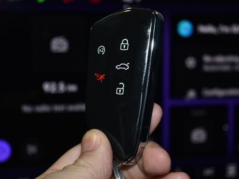 New 2026 Volkswagen Tiguan SE image 13