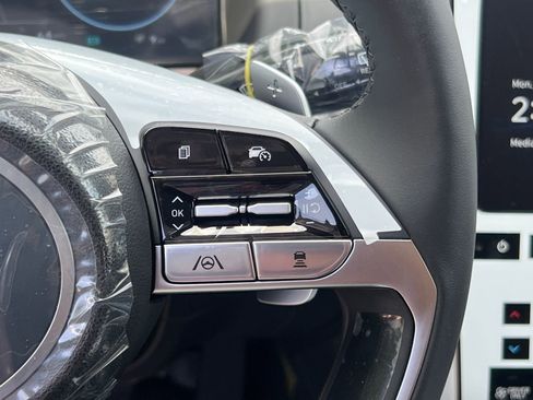 New 2024 Hyundai Tucson Limited image 21