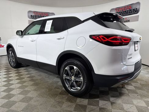Used 2023 Chevrolet Blazer LT FWD image 5