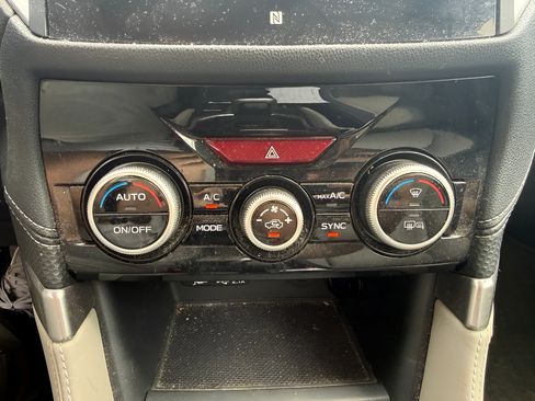 Used 2019 Subaru Forester Limited AWD/4WD image 28