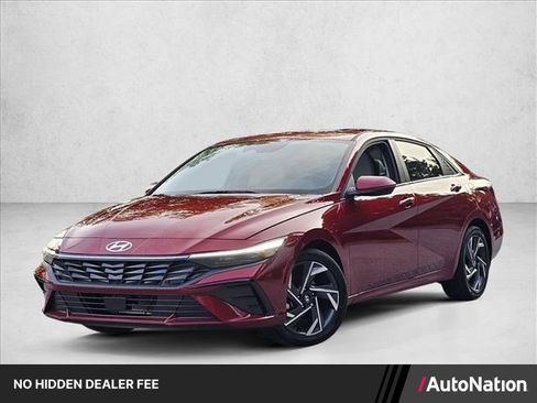 Used 2025 Hyundai Elantra Limited FWD image 1
