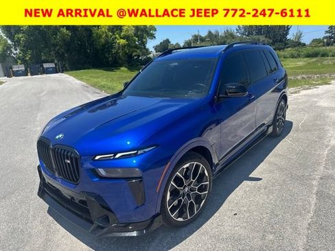 Used 2025 BMW X7 M60i w/ Climate Comfort Package AWD/4WD image 2