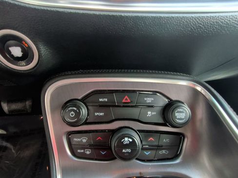 Used 2017 Dodge Challenger SXT w/ Sound Group RWD image 20