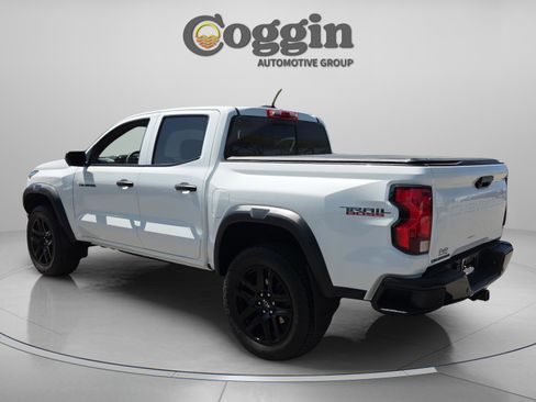 Certified 2023 Chevrolet Colorado Trail Boss w/ Technology Package image 3