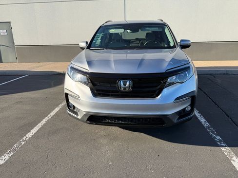 Used 2021 Honda Pilot Special Edition image 2