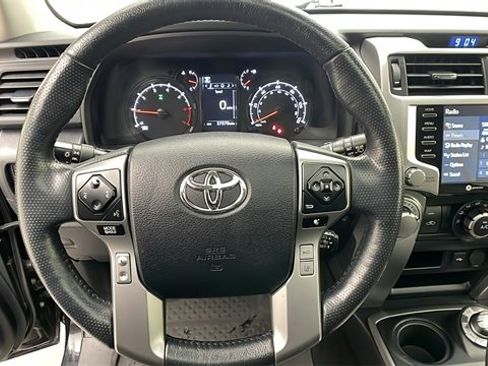 Used 2023 Toyota 4Runner SR5 Premium image 12