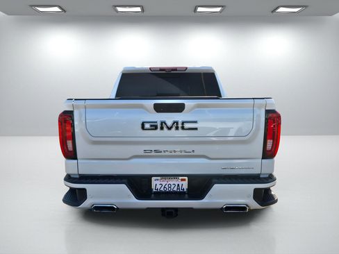 Used 2021 GMC Sierra 1500 Denali w/ Denali Ultimate Package AWD/4WD image 5