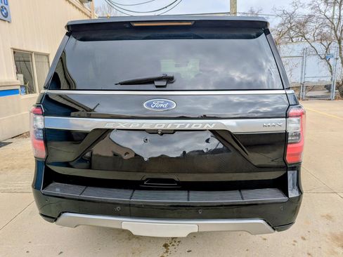 Used 2018 Ford Expedition Max Platinum image 6