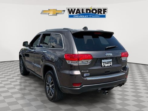 Used 2017 Jeep Grand Cherokee Limited AWD/4WD image 4