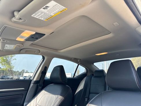 Used 2023 Nissan Altima 2.0 SR FWD image 26