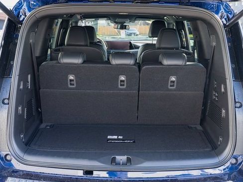 New 2026 Nissan Armada PRO-4X w/ Captain's Chari Seat Package AWD/4WD image 8