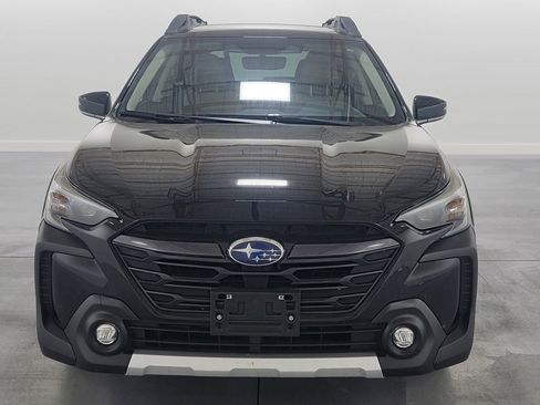 Certified 2025 Subaru Outback Limited XT image 3