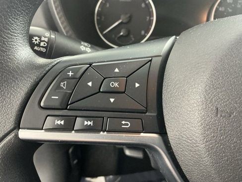 Used 2023 Nissan Sentra SV image 27