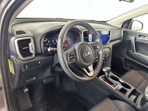Used 2017 Kia Sportage LX image 13