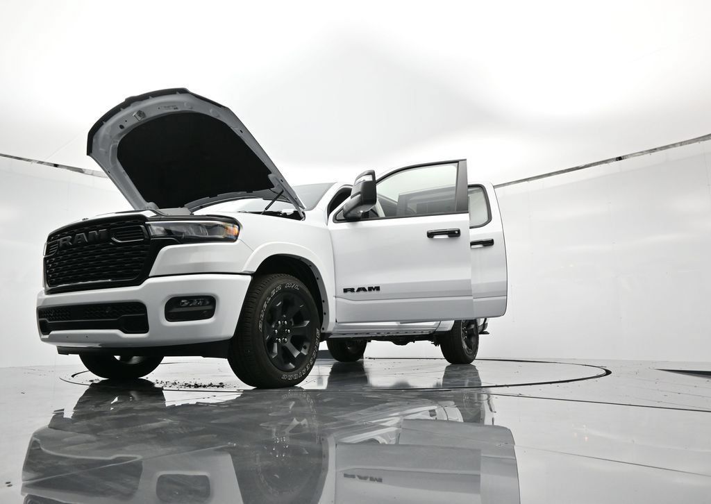 New 2025 RAM 1500 Big Horn AWD/4WD image 47