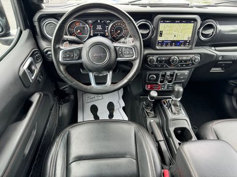 Used 2023 Jeep Wrangler Unlimited Rubicon 392 AWD/4WD image 21
