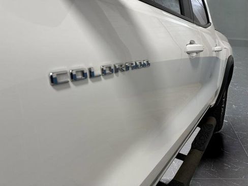 Used 2024 Chevrolet Colorado Z71 w/ Z71 Convenience Package 2 image 38