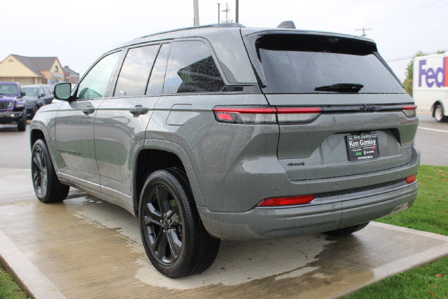 New 2027 Jeep Grand Cherokee Limited AWD/4WD image 36