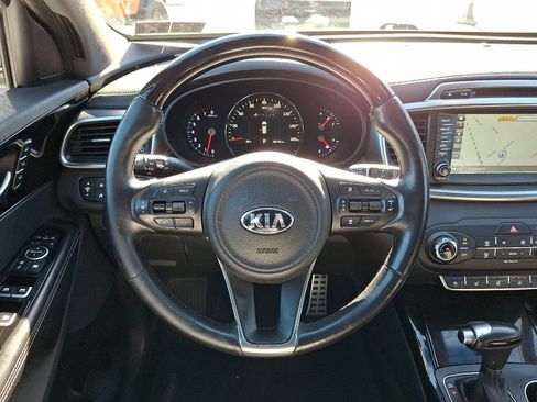 Used 2018 Kia Sorento SX image 23
