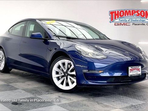 Used 2022 Tesla Model 3 Long Range AWD/4WD image 1