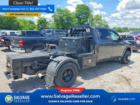 Used 2018 RAM 3500 Tradesman w/ Chrome Appearance Group AWD/4WD image 4