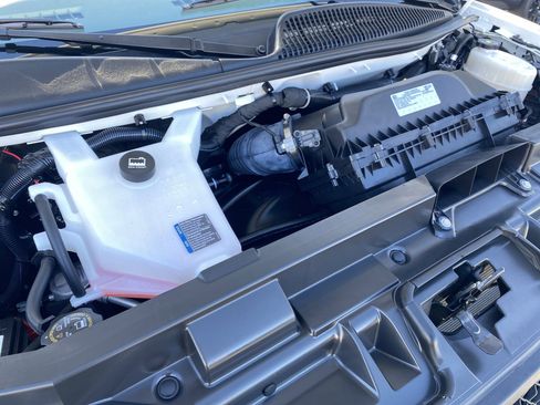 Used 2024 Chevrolet Express 2500 w/ Driver Convenience Package image 30