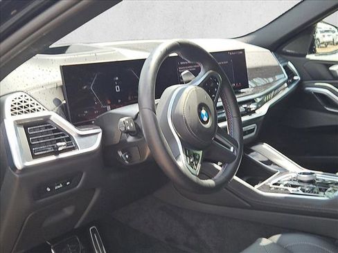 Used 2025 BMW X6 M60i AWD/4WD image 10