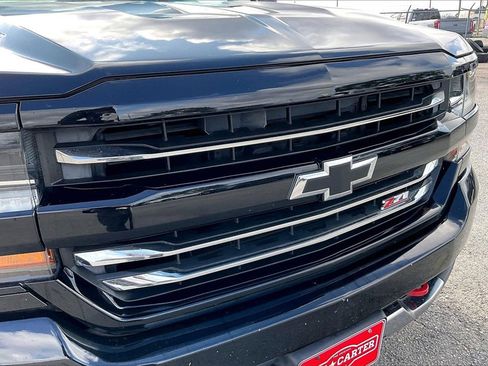 Used 2018 Chevrolet Silverado 1500 LT w/ Redline Edition image 34