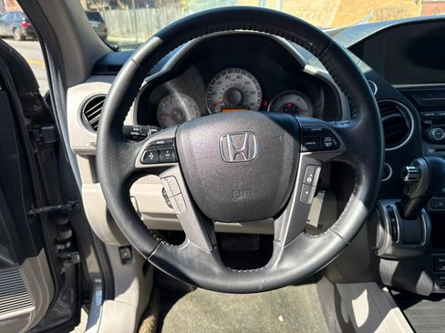 Used 2013 Honda Pilot Touring image 18