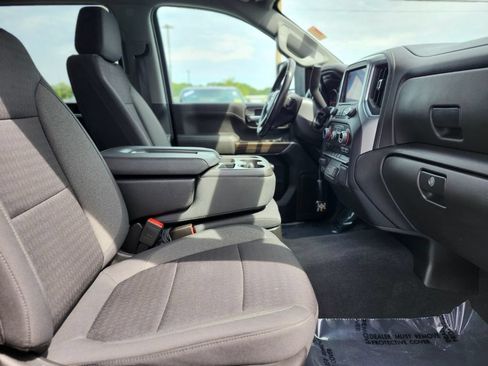Used 2022 Chevrolet Silverado 2500 LT w/ Convenience Package AWD/4WD image 9