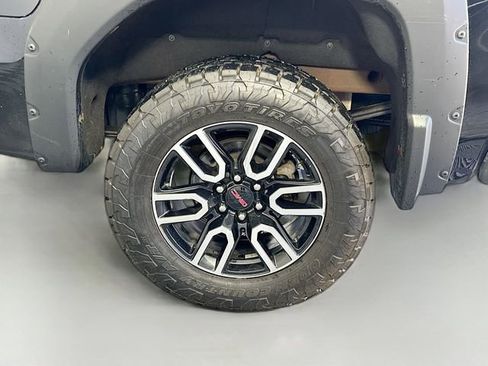Used 2023 GMC Sierra 1500 AT4 w/ AT4 Preferred Package AWD/4WD image 32