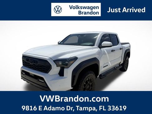 Used 2024 Toyota Tacoma TRD Off-Road w/ TRD Off Road Upgrade Package image 1