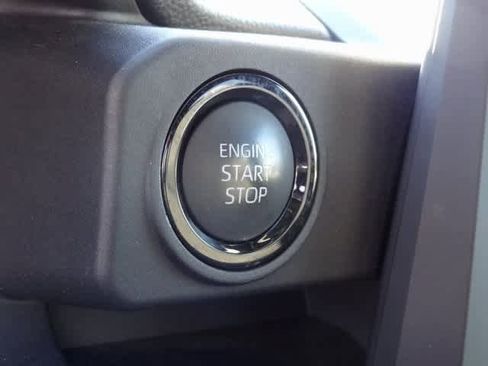 Used 2024 Toyota Tacoma SR image 21